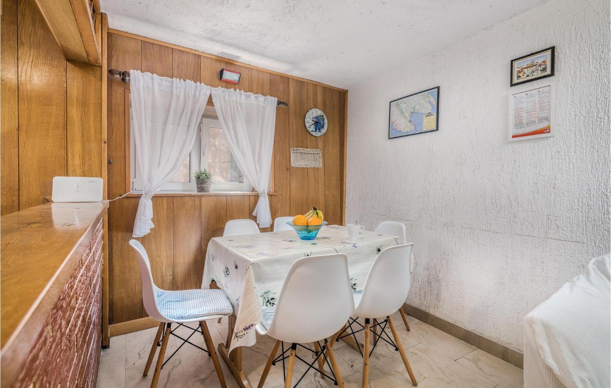 2 Bedroom Gorgeous Home In Baska Екстериор снимка